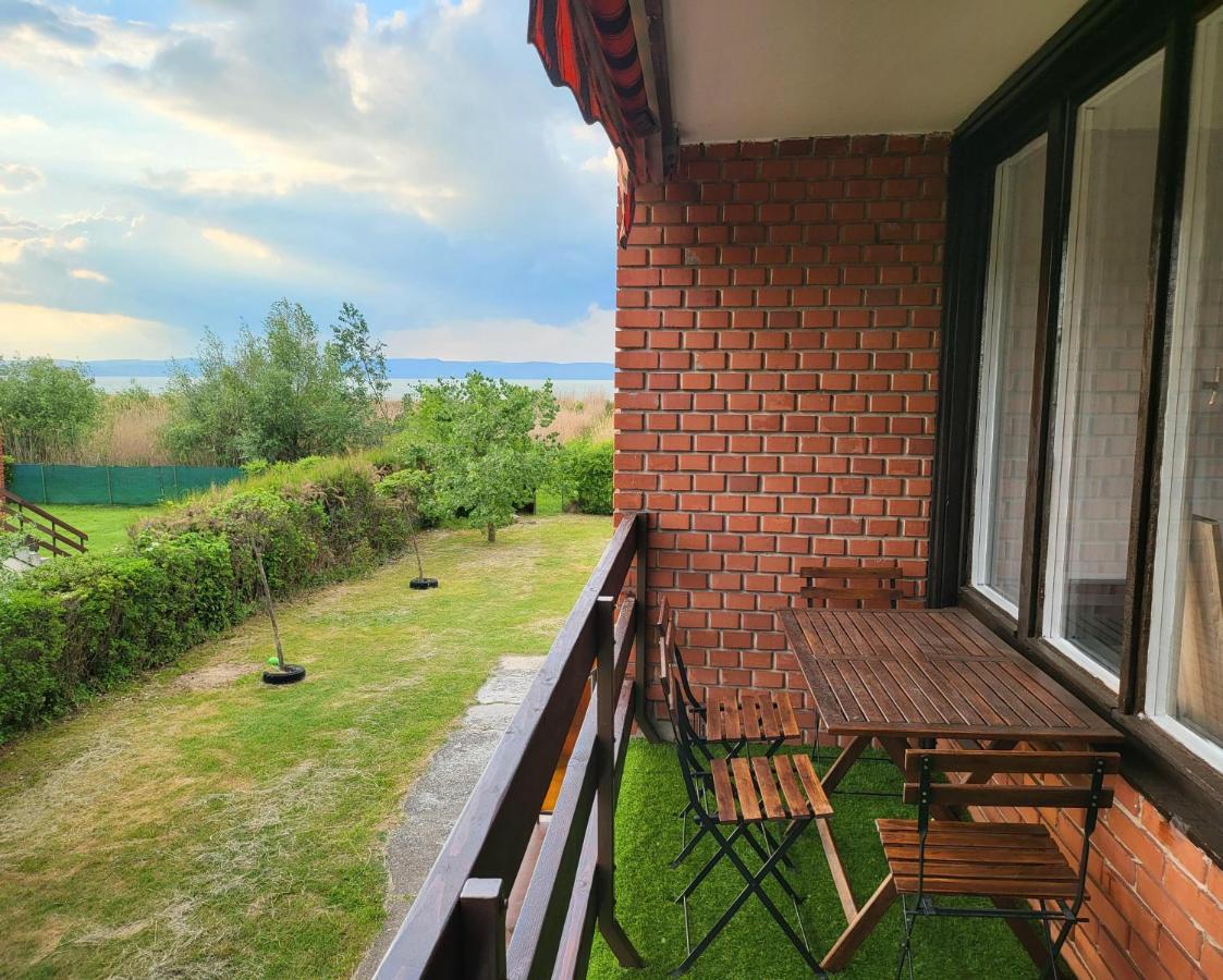 Balatonic Apartman Zamárdi Dış mekan fotoğraf