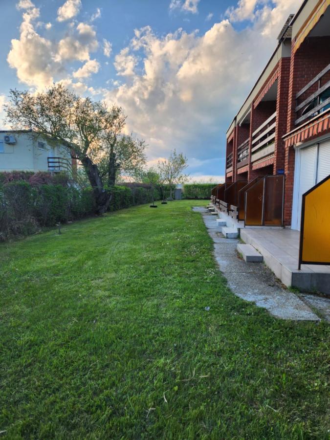 Balatonic Apartman Zamárdi Dış mekan fotoğraf