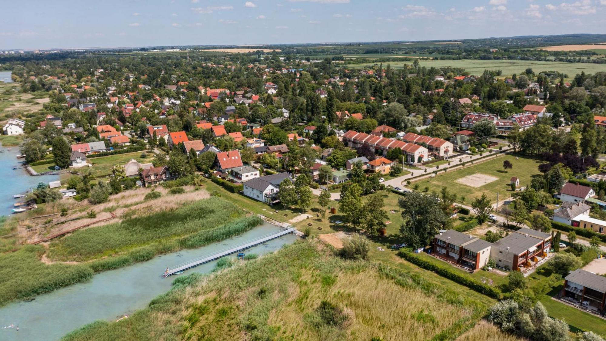 Balatonic Apartman Zamárdi Dış mekan fotoğraf