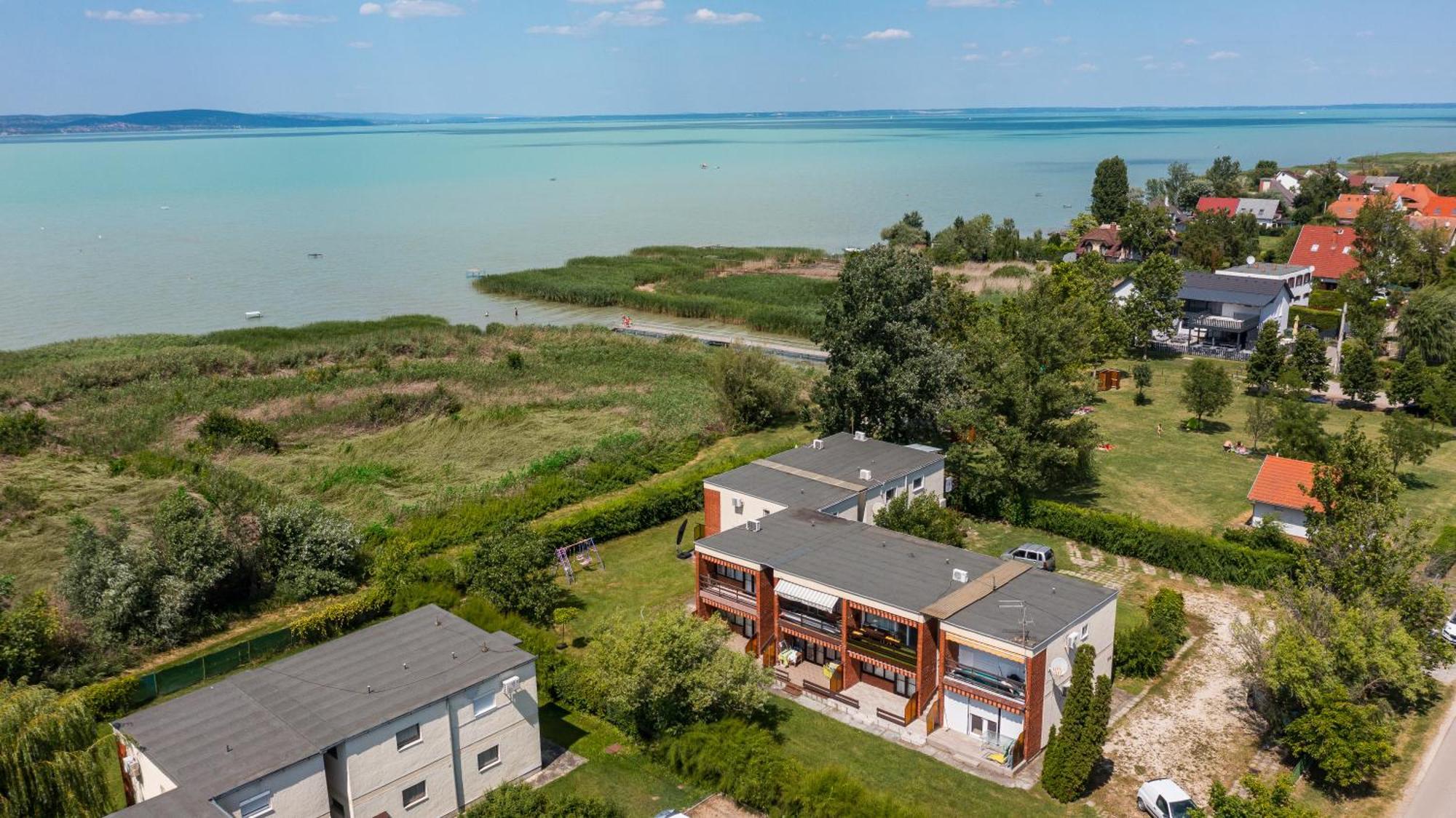 Balatonic Apartman Zamárdi Dış mekan fotoğraf
